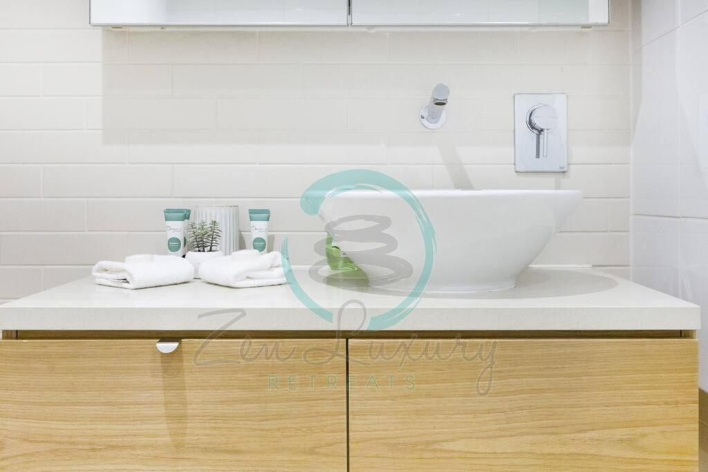 Zen Oceania - 2Br Ocean View Lägenhet Darwin Exteriör bild